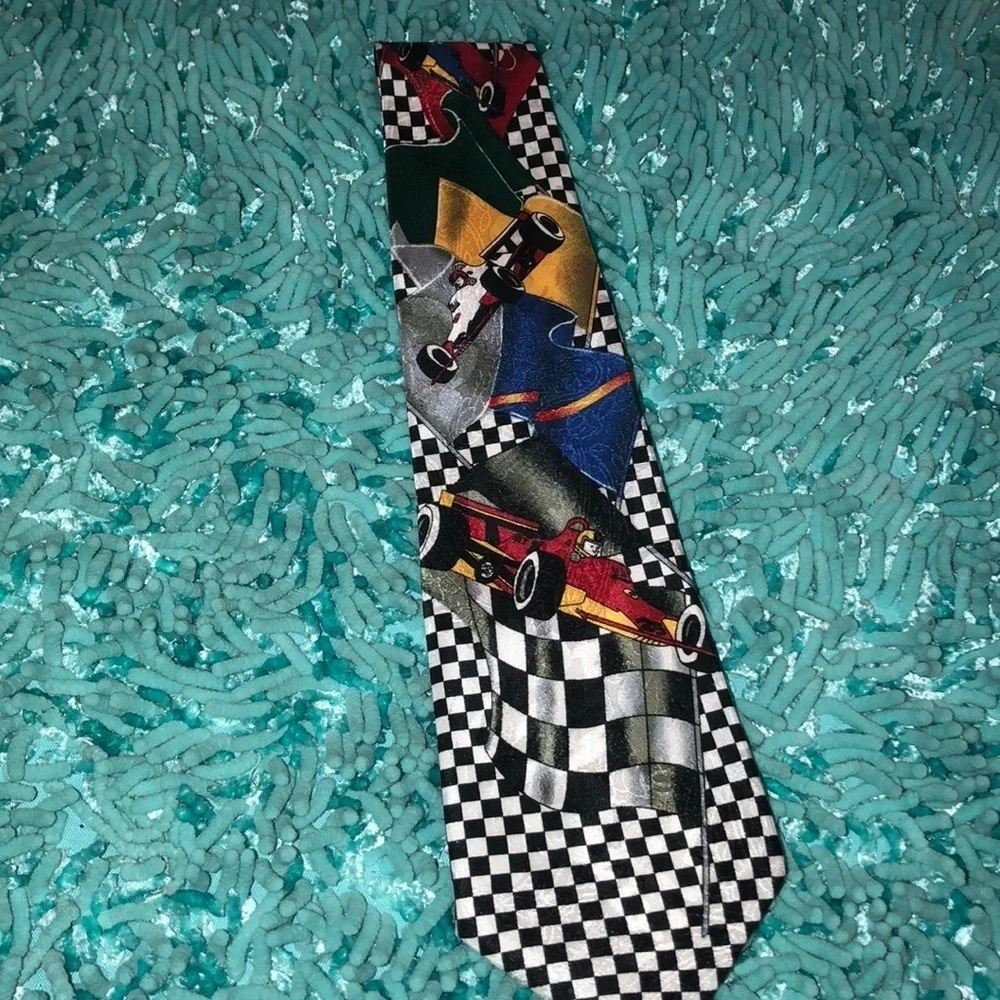Renaissance Tie